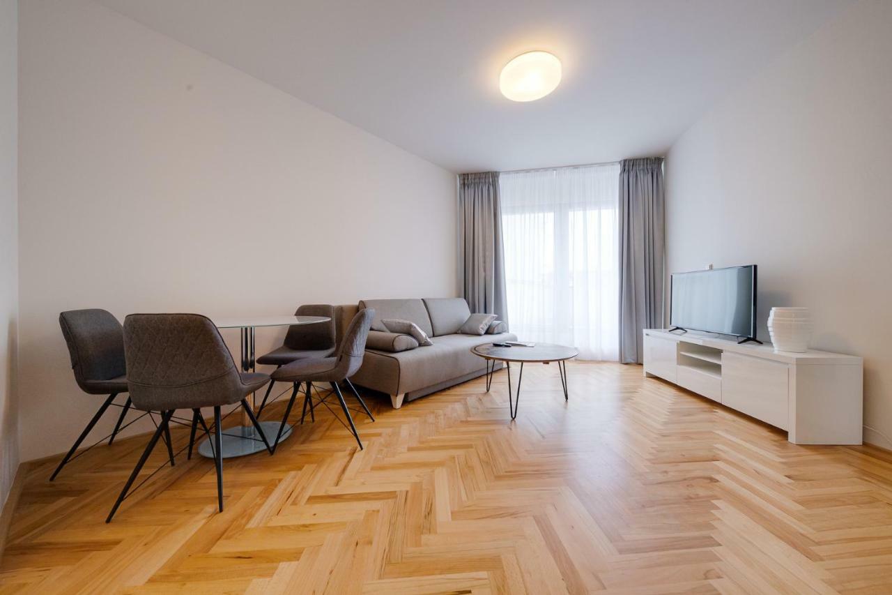 Gold Art Apartments Прага Экстерьер фото