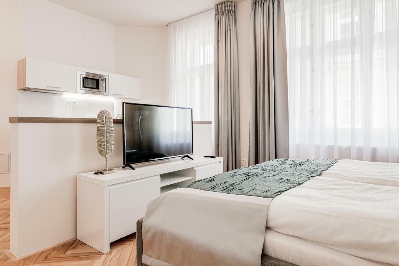 Gold Art Apartments Прага Экстерьер фото